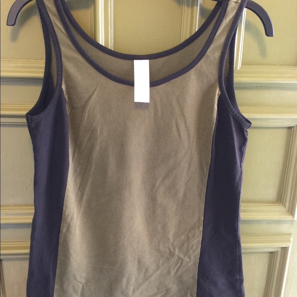 Women’s AVON Tank Top Medium